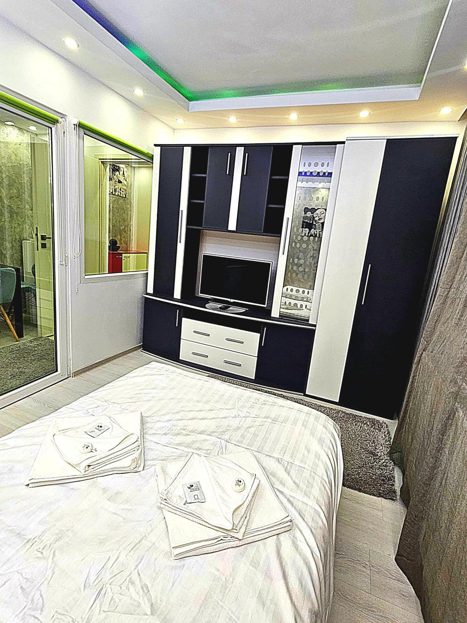 Luxury Paul Apartment Green, Private & Accessible Brasov Luaran gambar